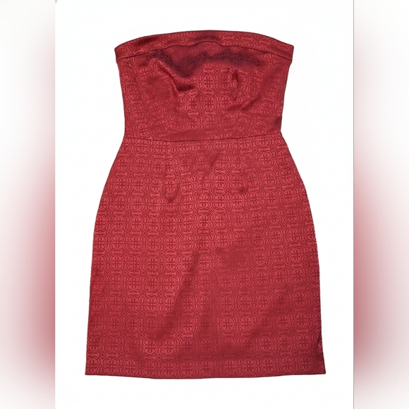 UP Front Elegant Strapless Red Dress - Picture 2 of 4